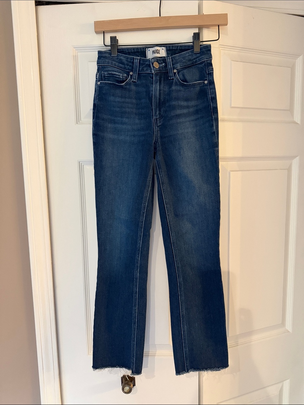 PAIGE Straight Leg Jeans Cindy Crop in Promise Wash